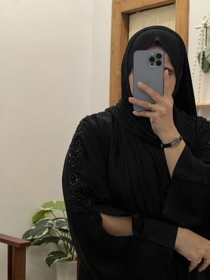 LYRA Handwork abaya - Image 2